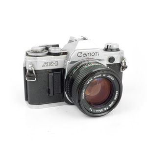 [중고]캐논 Canon AE-1 [TC7109]